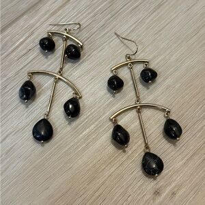 Elegant Black and Gold Dangle Earrings